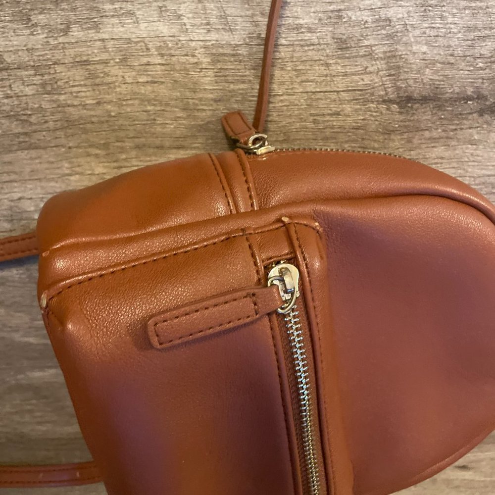 Forever 21 tan brown backpack - Picture 4 of 4